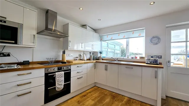 Penrhos, Holyhead, LL65, photo 3
