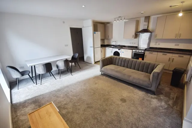 Eastwood Road, Hanley, ST1, photo 2
