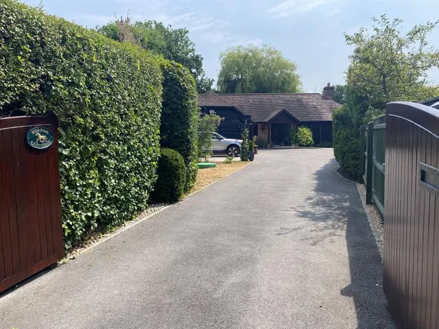 Holt Lane, Holt, BH21, photo 1