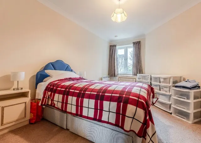 Oxford Avenue, Guiseley, LS20, photo 2