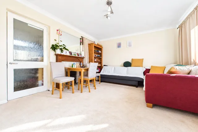 Sweet Briar Drive, Calcot, RG31, photo 2