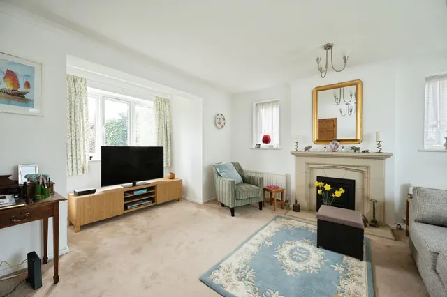 Beach Road, Hayling Island, PO11, photo 3