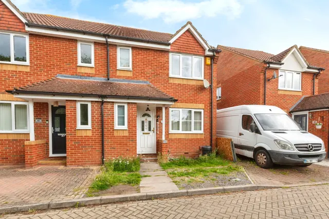 Copse Close, Slough, SL1, photo 1