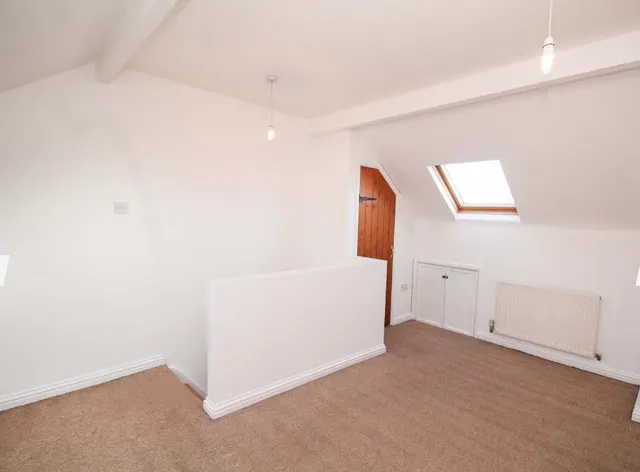 Park Street, DY11, photo 1
