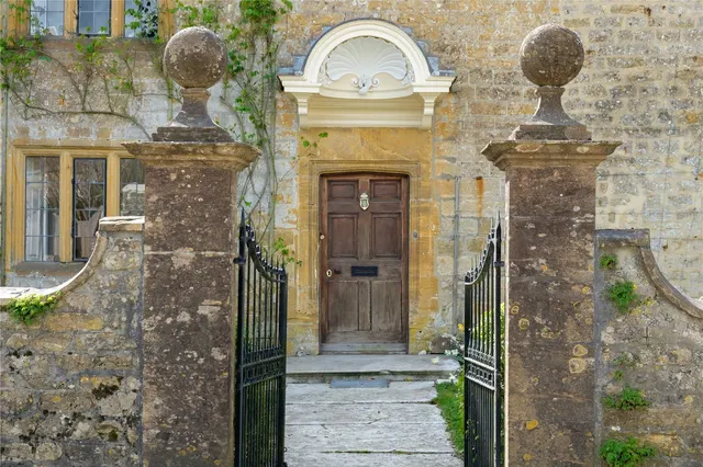 Whitcombe Road, Beaminster, DT8, photo 2