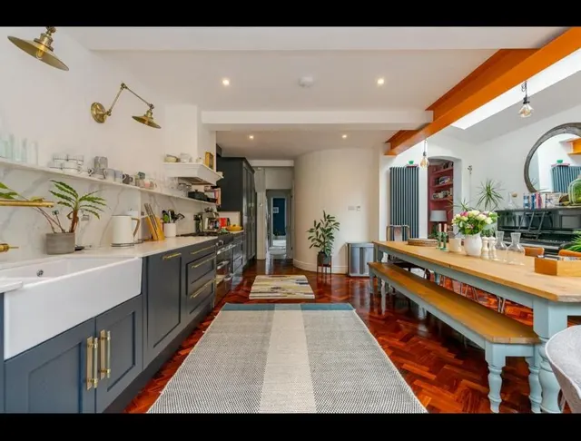 Wodeland Avenue, Guildford, GU2, photo 2