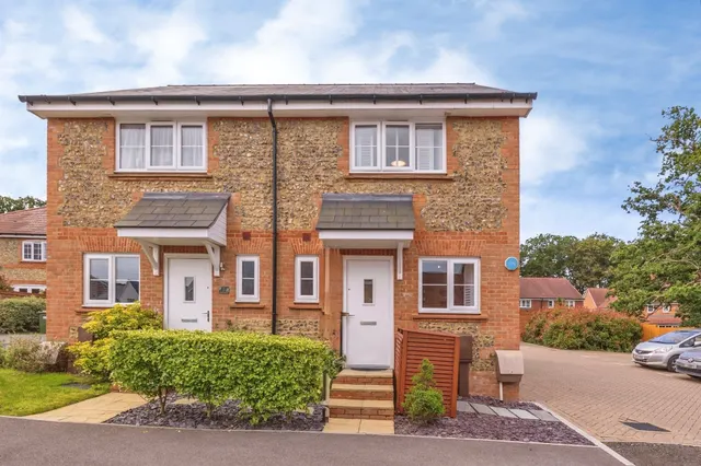 Clements Grove, Waterlooville, photo 1