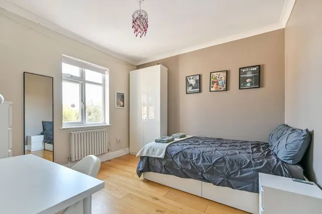 Manor Road, Richmond, TW9, photo 1