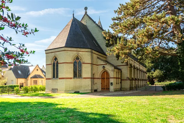 St. Lukes Church, Middlemarch, SG5, photo 1