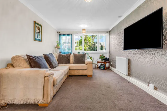 Photo 3 — Crib Street, WARE, Ware, SG12 9HG