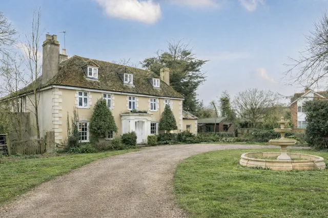 St. Mildreds Road, Minster, photo 1