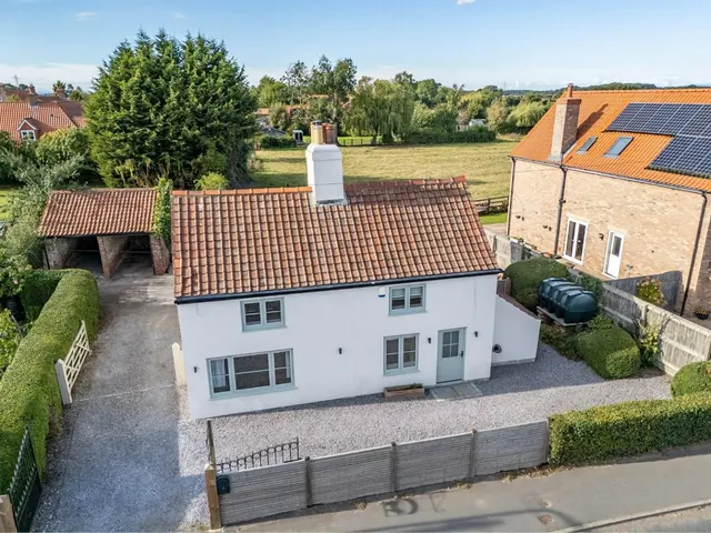 York Road, Long Marston, YO26, photo 1