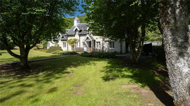 Guisachan Cottage, Tomich, Beauly, Highland, IV4 7LY, photo 1