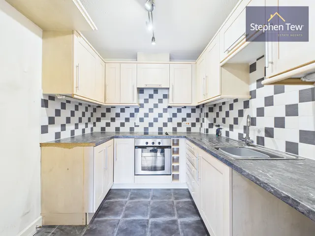 Marshdale Road, Blackpool, FY4, photo 3