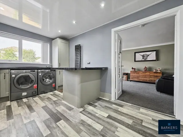 Photo 3 — Summerbridge Crescent, Gomersal BD19 4LW