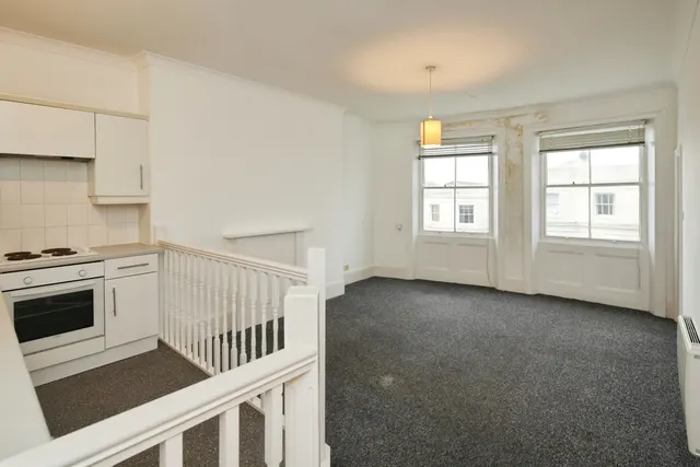 Lansdowne Place, Hove, BN3, photo 3