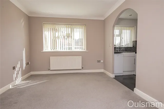 Photo 3 — Button Drive, Bromsgrove, Worcestershire, B61 8RS