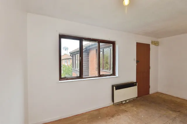 Photo 2 — Denmead, Two Mile Ash, MILTON KEYNES