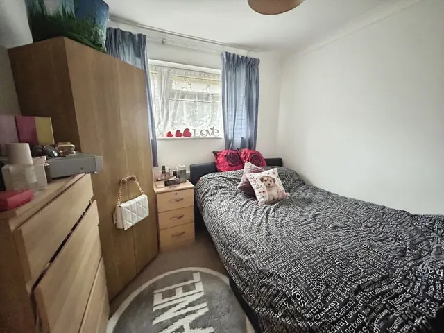Photo 3 — Saunders Way, Camber, East Sussex, TN31