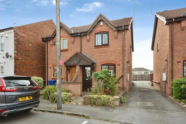Cecil Street, Stourbridge, DY8, photo 1
