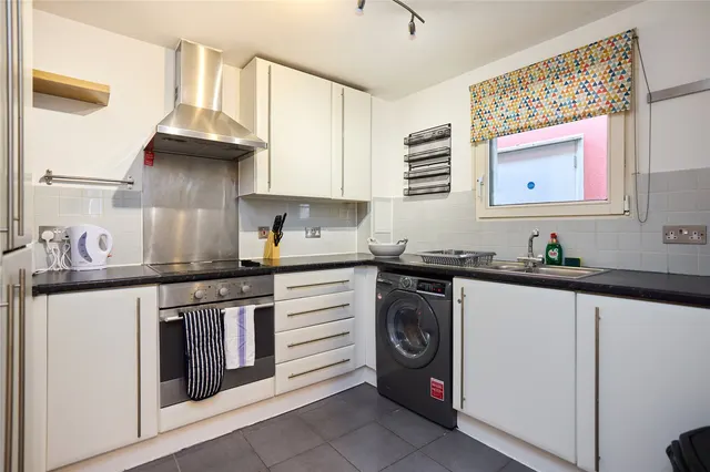 Chatham Place, London, E9, photo 3