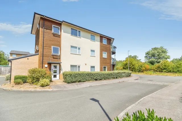 Pye Bridge End, Broughton, Milton Keynes, Buckinghamshire, MK10, photo 1