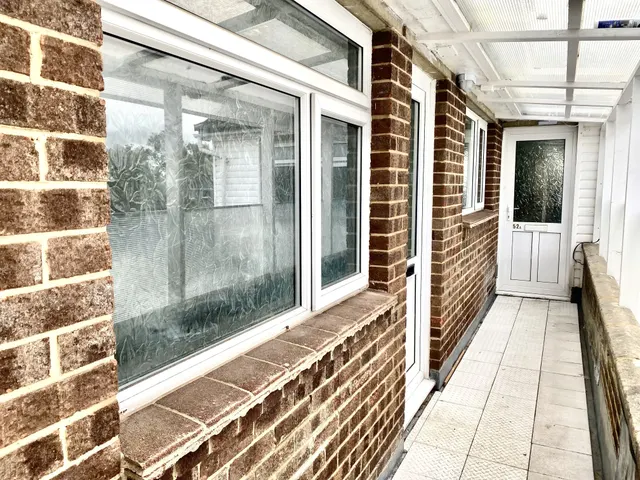 Saxon Way, photo 1