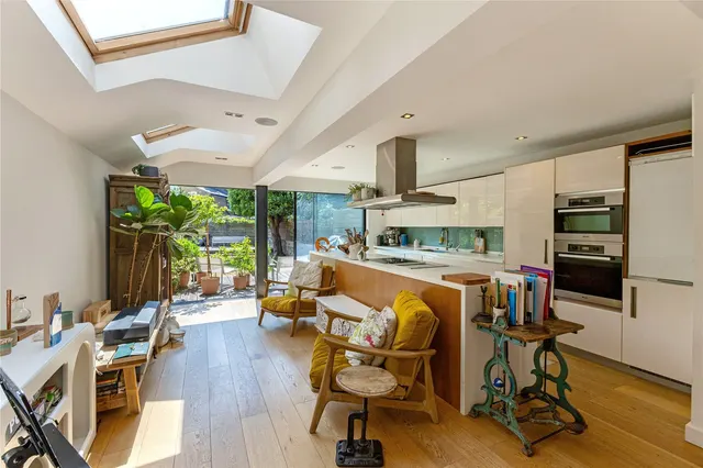 Cambridge Road, Battersea, SW11, photo 1