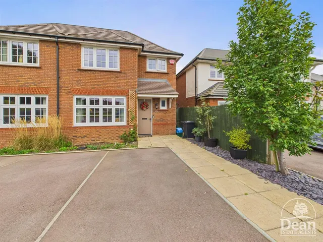 Wintour Drive, Lydney, photo 1