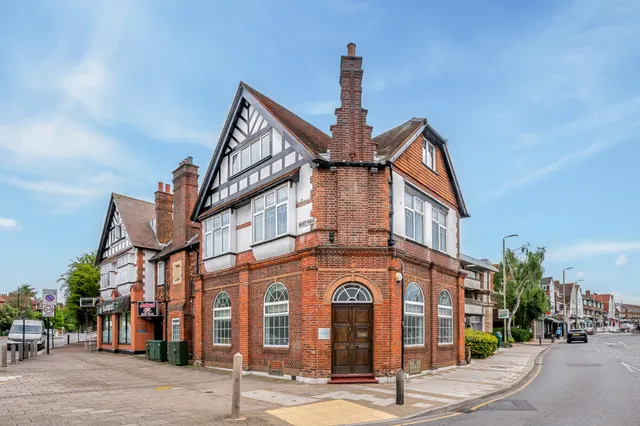 property — Mottingham Road - Mottingham - London - SE9