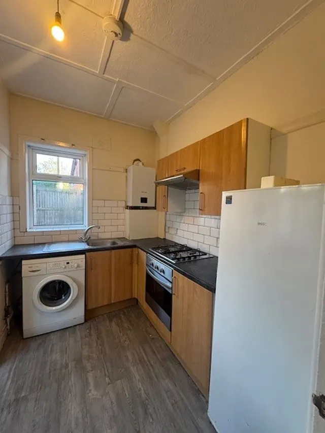 Wimborne Road, Bournemouth, BH9, photo 2