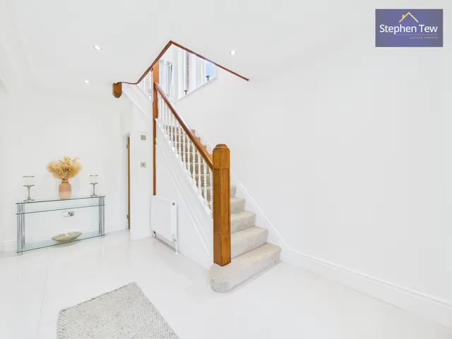 West Park Drive, Blackpool, FY3, photo 2
