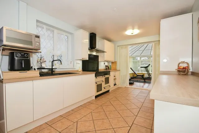 Elvin Way, New Tupton, S42, photo 2