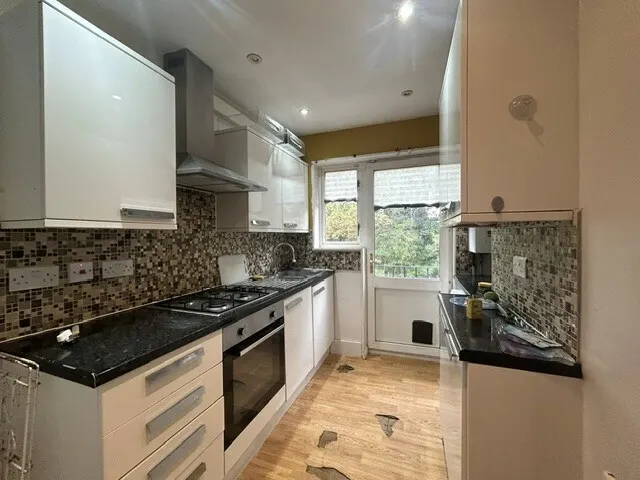 Mill Lane, Chadwell heath, RM6 6TU, photo 1