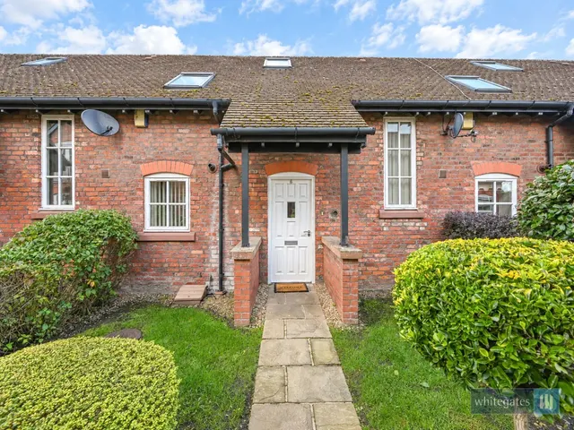 Ryder Court, Rainhill, L35, photo 1