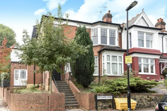 Methuen Park, Muswell Hill, N10, photo 1