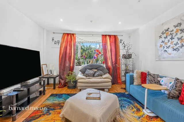 Engadine Close, Croydon, photo 1