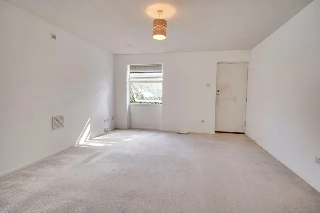 Highgate Grove, Sawbridgeworth, CM21, photo 3
