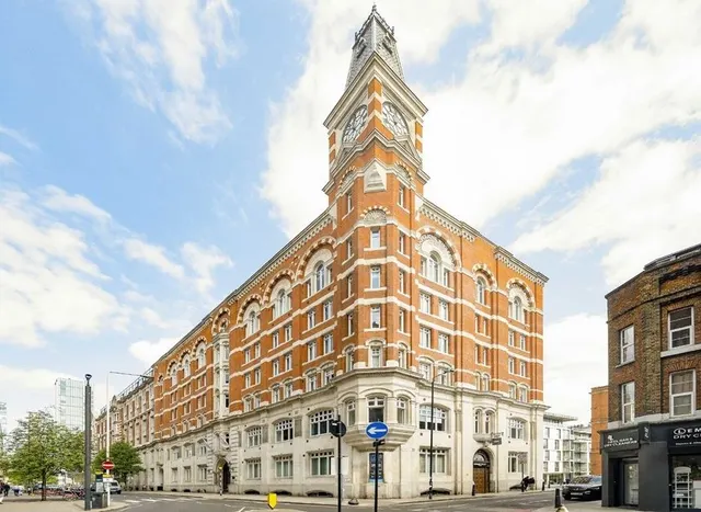 Leman Street, Aldgate, E1, photo 1