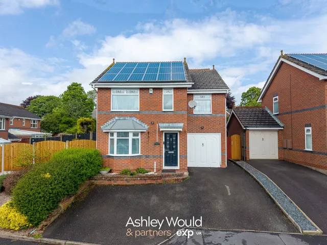 Churchill Drive, Rowley Regis, B65, photo 1