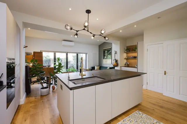 Daybrook Road, Merton Park, SW19, photo 3