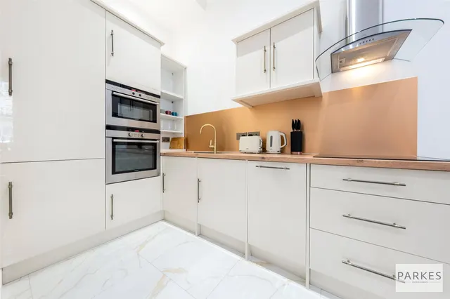 Photo 2 — Chilworth Street, London, W2 6LL