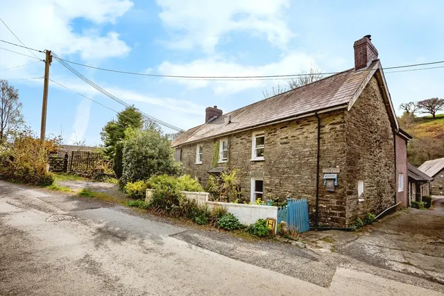 Velindre, Llandysul, SA44, photo 1