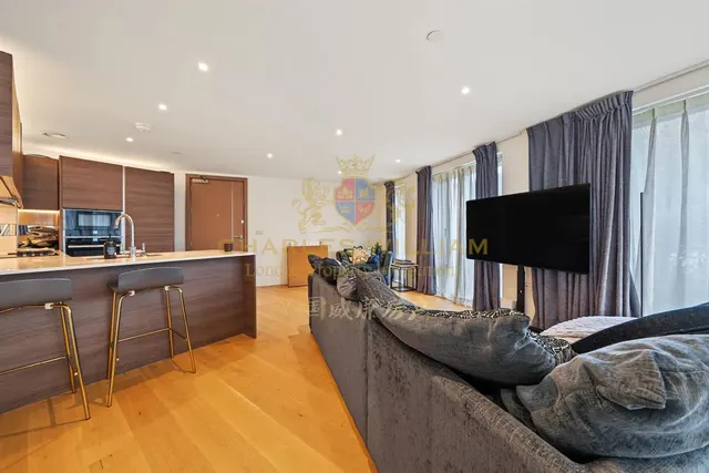 Photo 2 — Flat G, Biring House, Duke Of Wellington Avenue, London