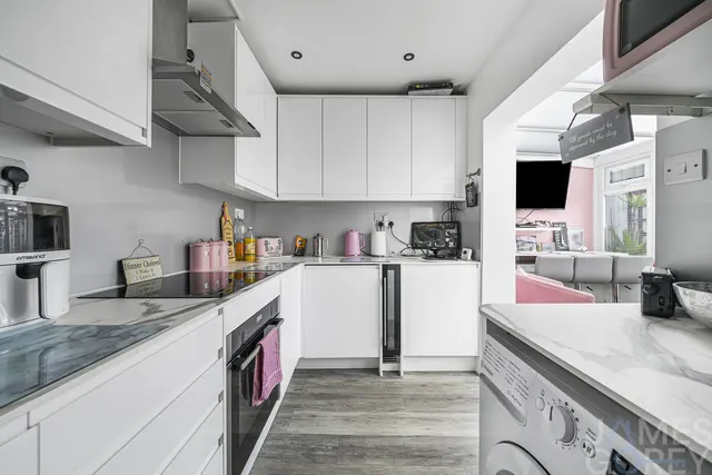 Howard Road, Dartford, DA1, photo 2