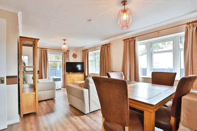 Lumby Drive, Mobile Home Park, BH24, photo 2
