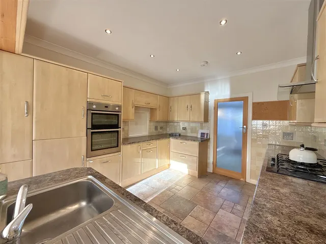 Greenway Road, Galmpton, photo 3