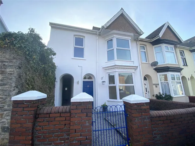 Causeway Street, Kidwelly, SA17, photo 1