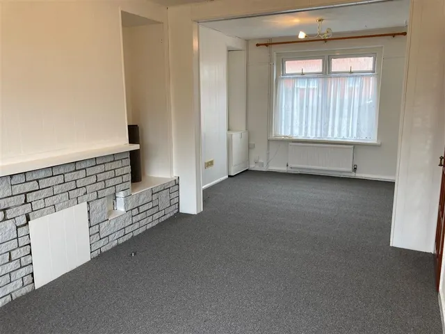 Ruskin Street, Neath, SA11, photo 3