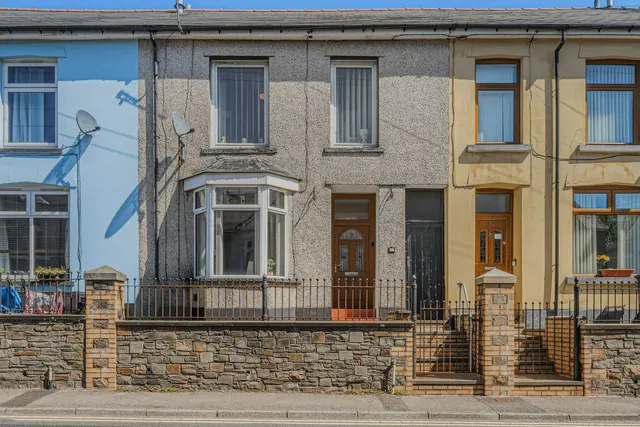 Cwmavon Road , Blaenavon, photo 1